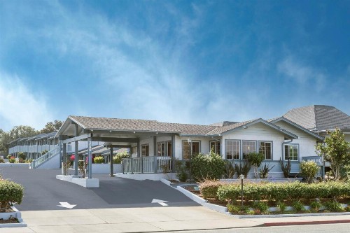 Ramada by Wyndham Monterey - image 6