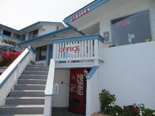 Arbor Inn Monterey - image 21