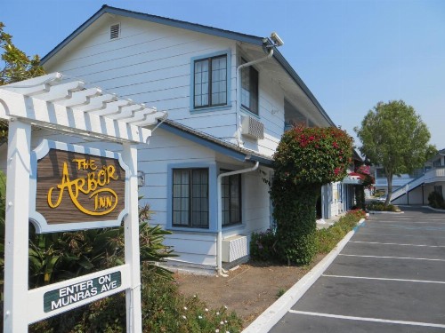 Arbor Inn Monterey - image 25