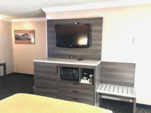 Arbor Inn Monterey - image 2