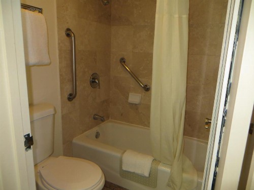 Arbor Inn Monterey - image 26