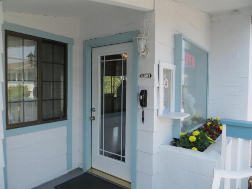 Arbor Inn Monterey - image 38