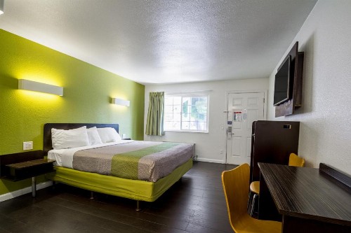 Motel 6 - Downtown Monterey - image 26