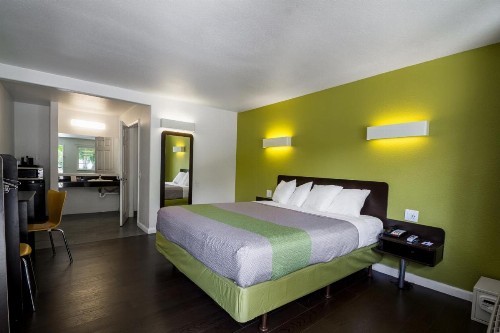 Motel 6 - Downtown Monterey - image 28