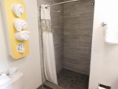 Motel 6 - Downtown Monterey - image 34