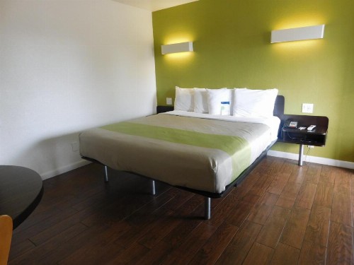 Motel 6 - Downtown Monterey - image 40