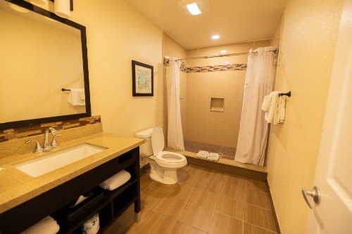Days Inn by Wyndham Monterey Downtown - image 34