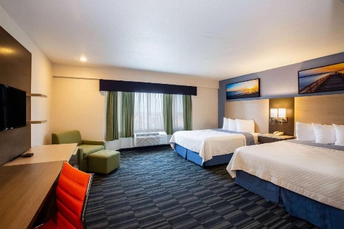 Days Inn by Wyndham Monterey Downtown - image 4