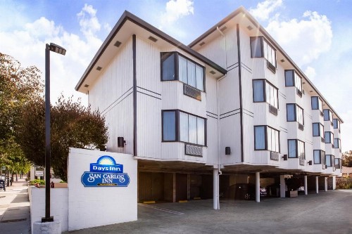 Days Inn by Wyndham Monterey Downtown - image 40