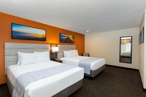 Days Inn by Wyndham Monterey-Fisherman's Wharf Aquarium - image 16