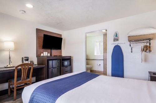 Rodeway Inn near Downtown Monterey - image 12