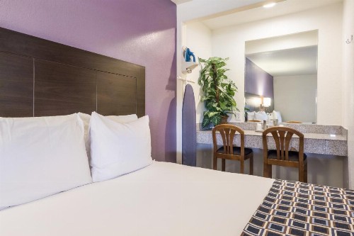 Rodeway Inn near Downtown Monterey - image 15