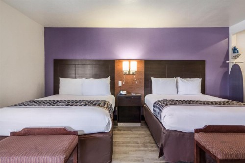 Rodeway Inn near Downtown Monterey - image 17
