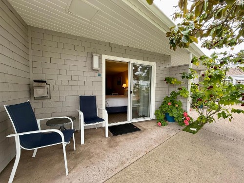 Monterey Bay Lodge - image 29