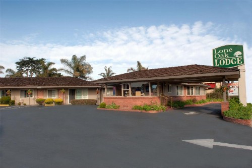 Lone Oak Lodge - image 13