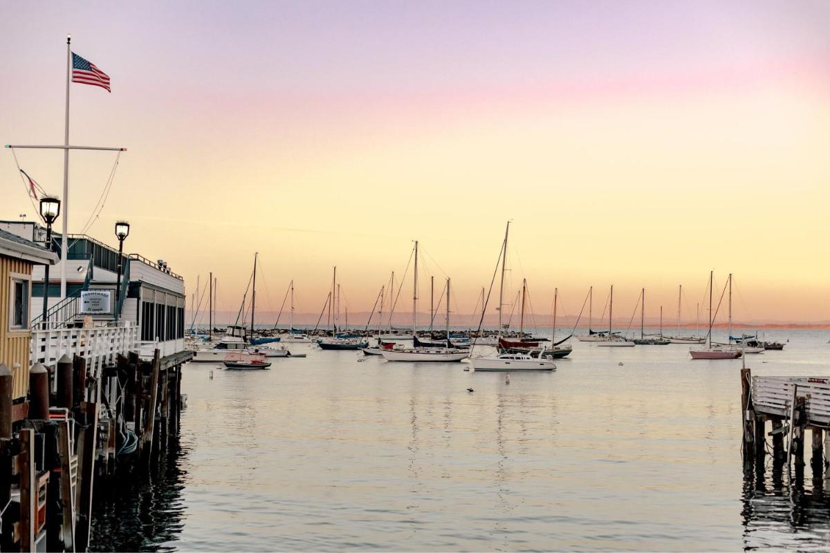 Monterey Marriott - main image