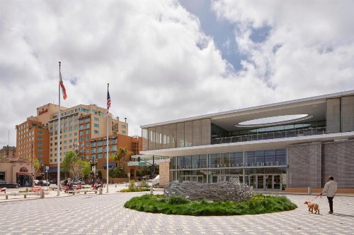 Monterey Marriott - image 37