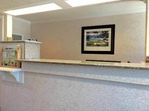 Pelican Inn - image 34