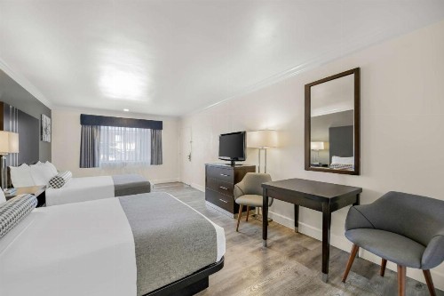 Best Western Park Crest Inn - image 33