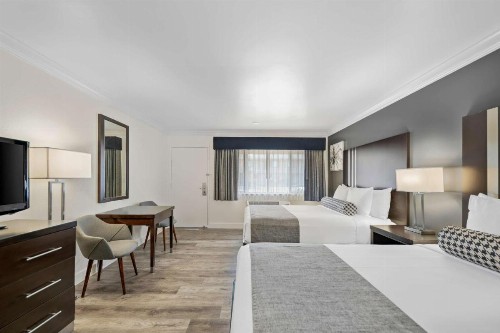 Best Western Park Crest Inn - image 35