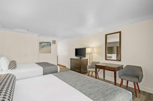 Best Western Park Crest Inn - image 37