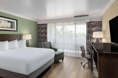 Travelodge by Wyndham Monterey Bay - image 14