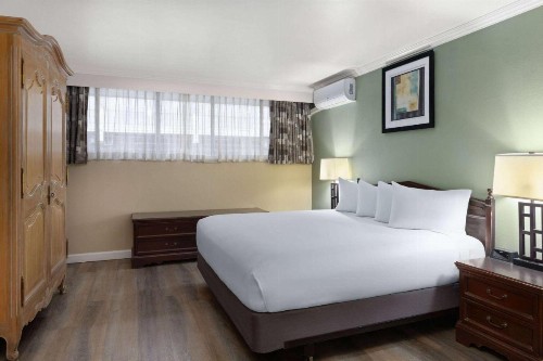 Travelodge by Wyndham Monterey Bay - image 26
