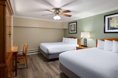 Travelodge by Wyndham Monterey Bay - image 31