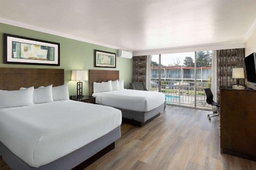 Travelodge by Wyndham Monterey Bay - image 38