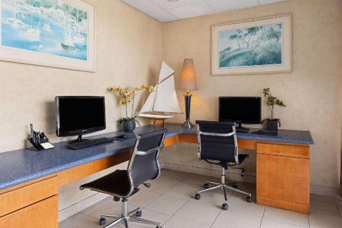 Travelodge by Wyndham Monterey Bay - image 47