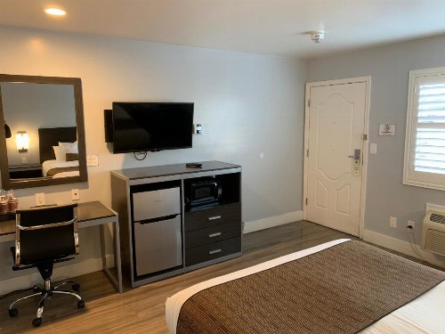 Pacific Inn Monterey - image 13