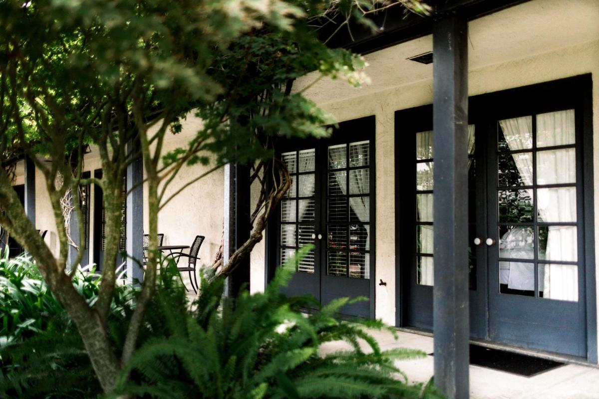 Merritt House Hotel - image 2