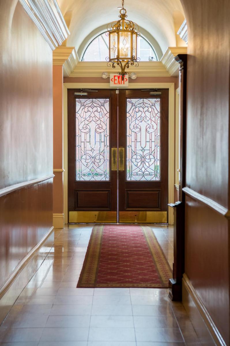The Monterey Hotel - image 6
