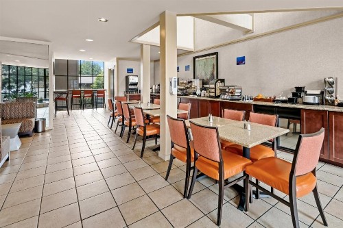 Best Western De Anza Inn - image 19