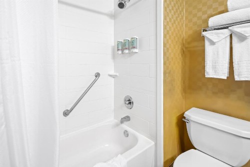 Best Western De Anza Inn - image 5