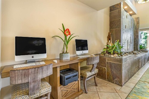 Best Western Plus Monterey Inn - image 46