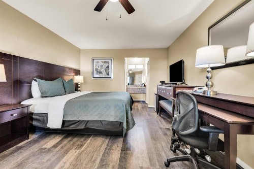 Quality Inn Monterey - image 13