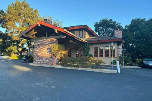 Comfort Inn Monterey Peninsula Airport - image 11