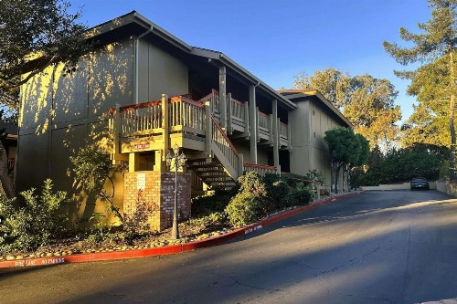 Comfort Inn Monterey Peninsula Airport - image 34