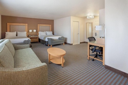 Holiday Inn Express Monterey - Cannery Row an IHG Hotel - image 18