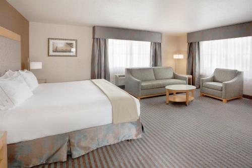 Holiday Inn Express Monterey - Cannery Row an IHG Hotel - image 22