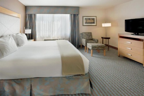 Holiday Inn Express Monterey - Cannery Row an IHG Hotel - image 24