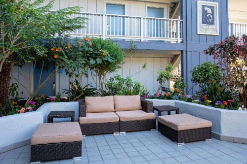 Holiday Inn Express Monterey - Cannery Row an IHG Hotel - image 3