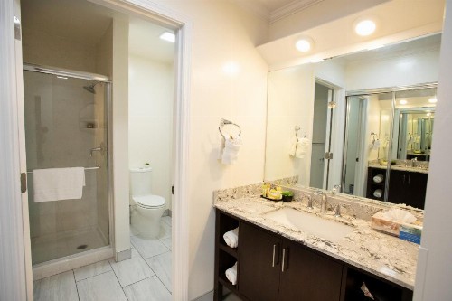 Munras Inn - image 11