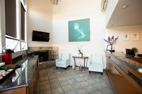 Munras Inn - image 3