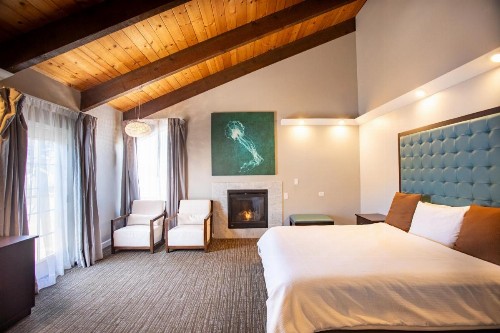Munras Inn - image 36