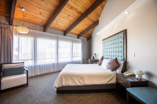 Munras Inn - image 38