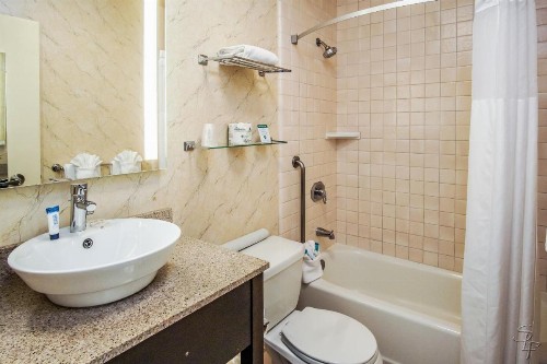 Red Lion Hotel Monterey - image 13