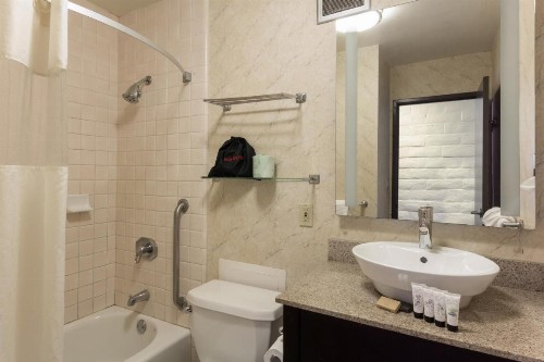 Red Lion Hotel Monterey - image 36