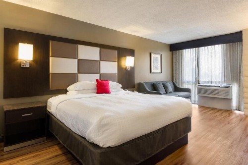 Red Lion Hotel Monterey - image 37